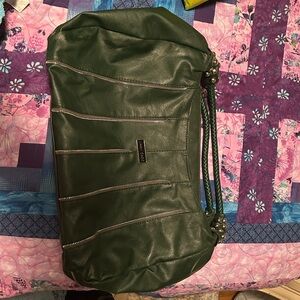 Green Fashion Handbag with Silver Accents